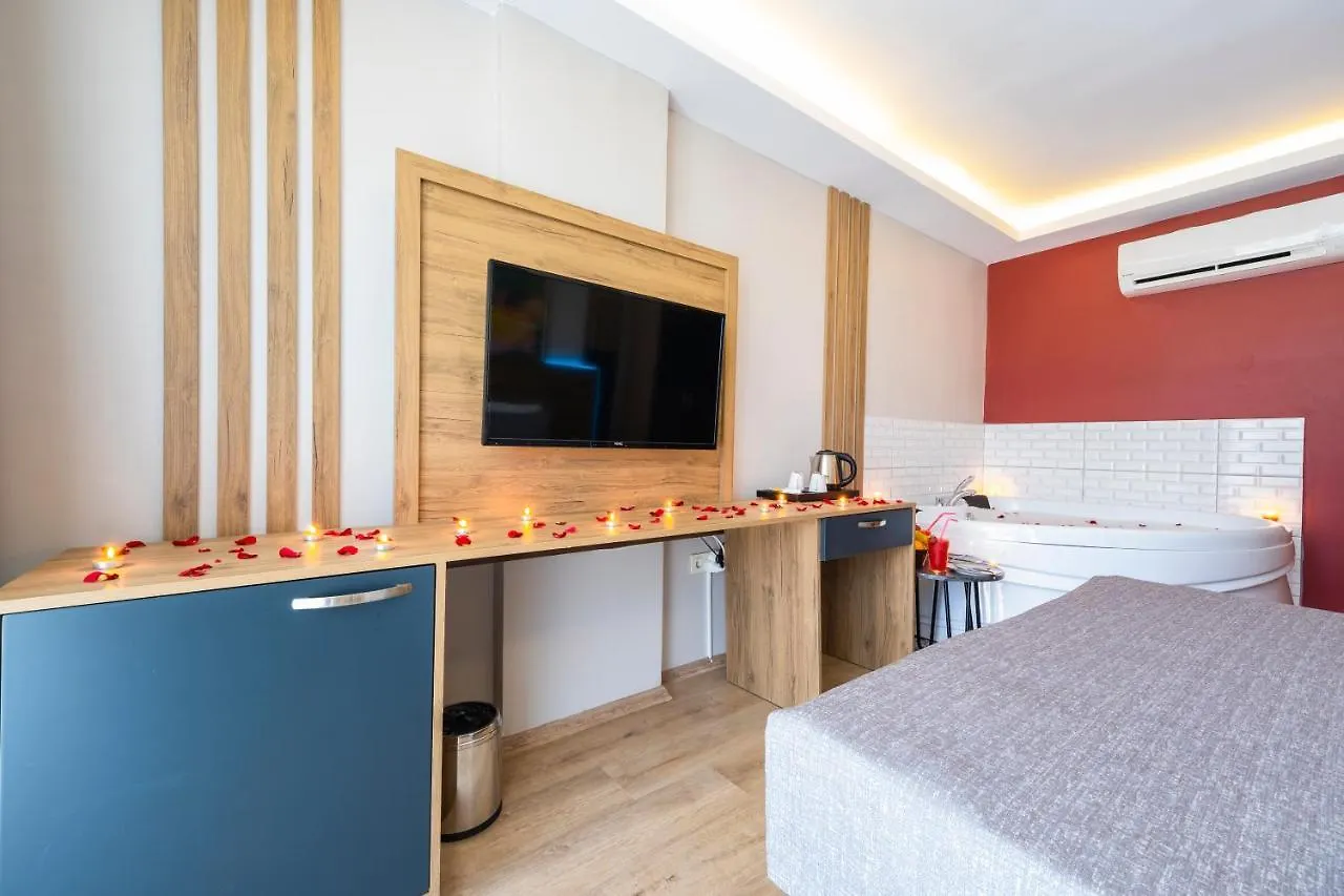 ***  Rush Hotel İstanbul Türkiye