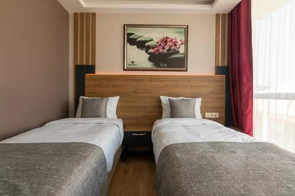 Rush Hotel İstanbul 3*,
